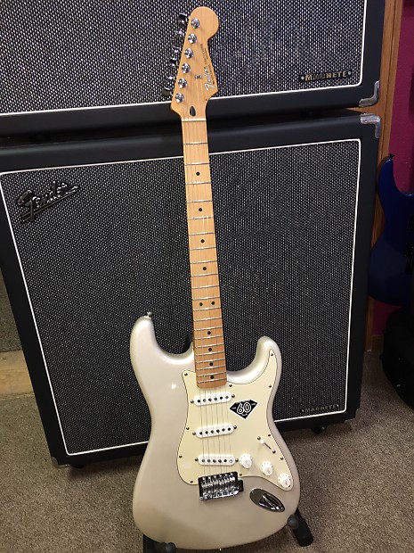 2006 fender stratocaster online 60th anniversary