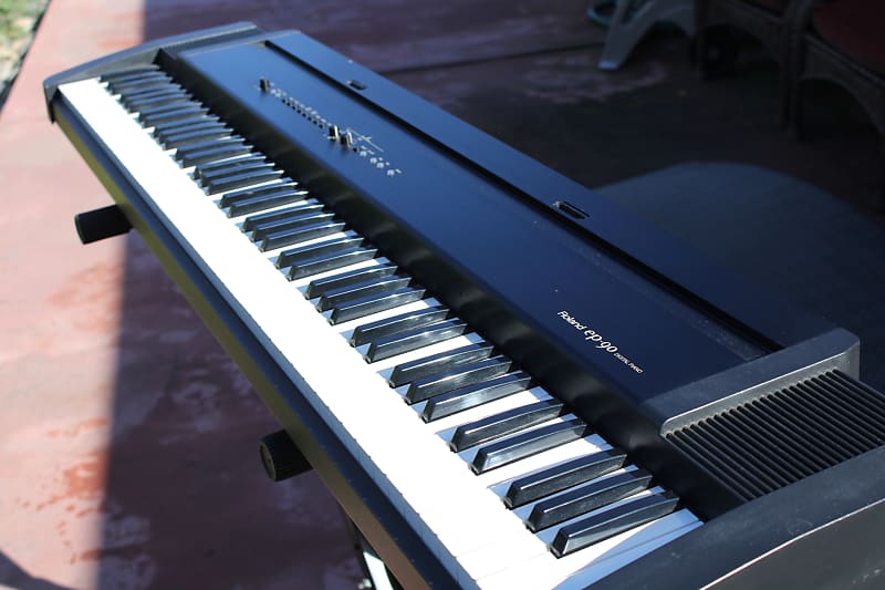 Roland EP-90 1999 Fully-weighted 88-Key Digital Piano–Black – Simple  Repairs Needed