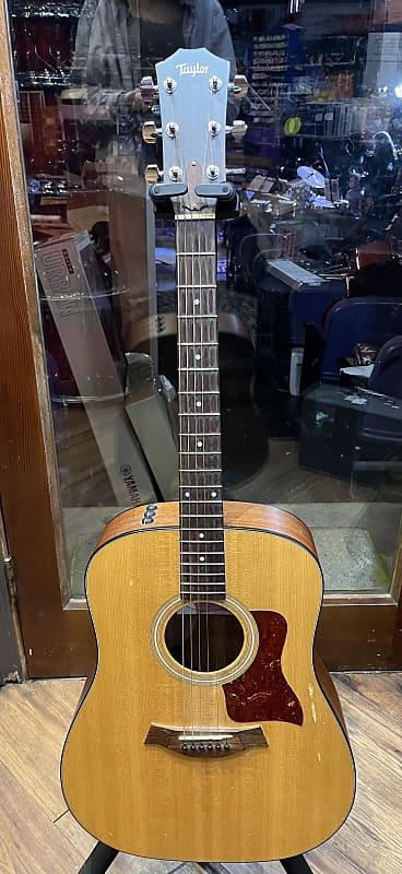 Taylor 110e strings hotsell