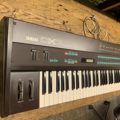 Yamaha DX7 Programmable Algorithm Synthesizer 1983 - 1987 - Black