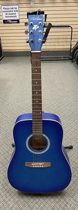アート&ルシアー モデル WILD CHERRY カナダ製 Art&Lutherie ワイルドチェリー カナダ製 アコースティックギター
