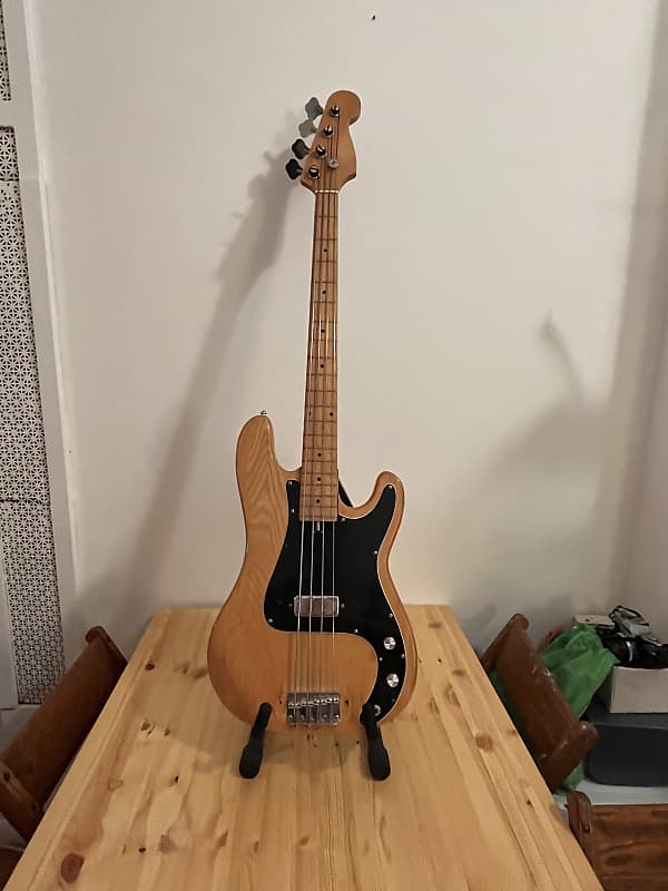 Hondo Precision Bass 1970's - Natural | Reverb