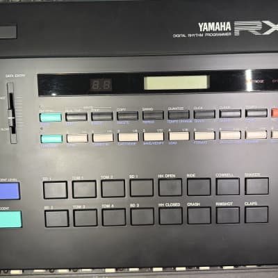 Yamaha RX11 Digital Rhythm Programmer 1984 - Black