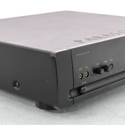 Parasound Halo P5 Stereo Preamplifier; MM / MC Phono; Remote; Black image 2