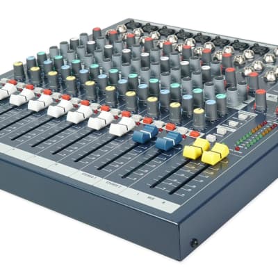 Soundcraft EPM8 8 Mono+2 Stereo Channel 2 Bus Recording/Live Mixer Console EPM 8 image 2