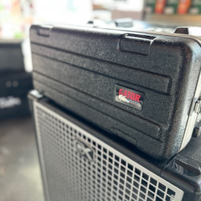 GALLIEN-KRUEGER 1001RB SKBラックケース付き GALLIEN-KRUEGER 1001RB SKBラックケース付き GALLIEN-KRUEGER