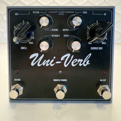 ギター UNI-VERB J.ROCKETT AUDIO DESIGNS Amazon.com: J Rockett Audio Designs Uni-Verb Pedal, Black (UV 9520