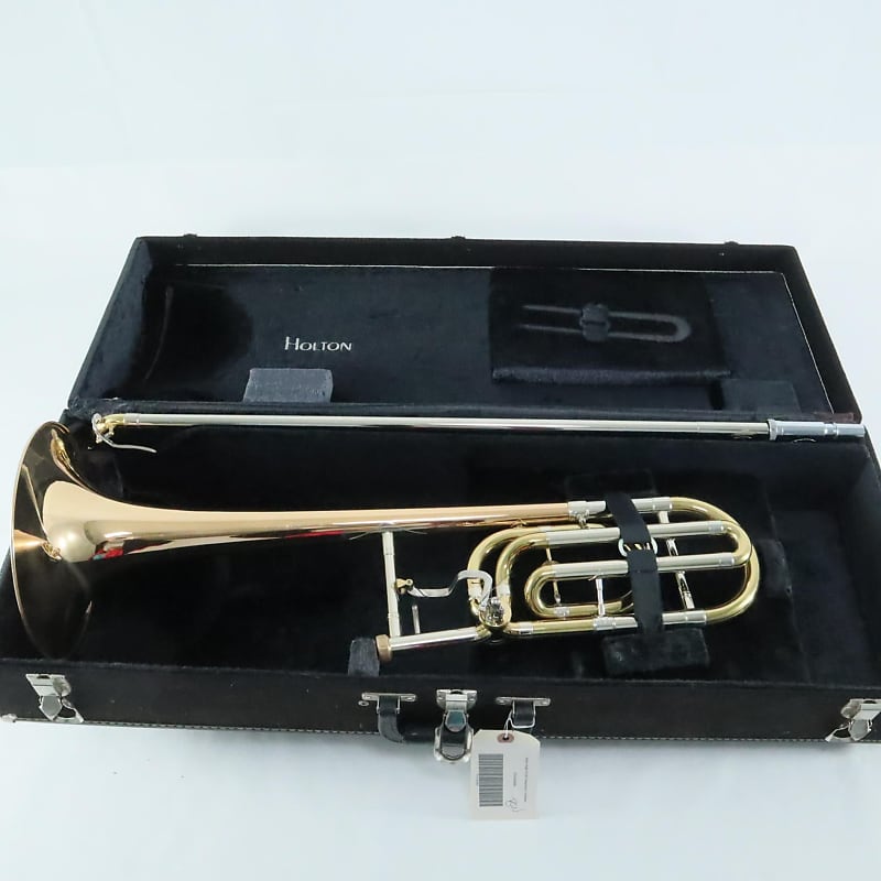 Holton Model TR-150 Professional Symphonic Trombone SN 600060 EXCELLENT