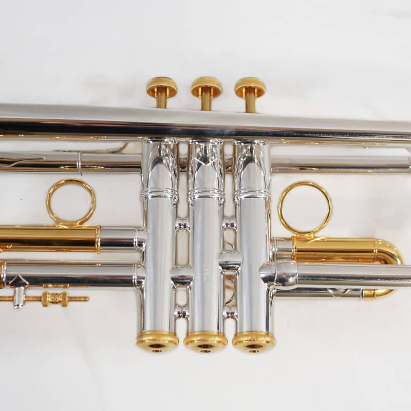 Vintage 2005 Limited Edition Bach Model 197 Stradivarius New York