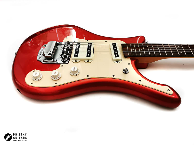 Yamaha SGV 300 electric gutiar from 2000 - Metallic Red