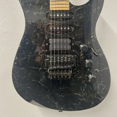Up to 07/07! Fender HM Strat 1988 Original /Greg Howe