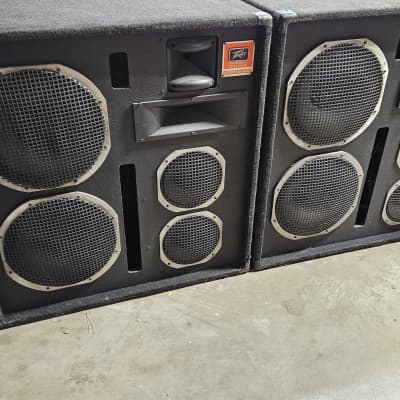 PEAVEY ピーヴィー 4WAY サウンドシステム 3020HT スピーカー PEAVEY ピーヴィー 4WAY サウンドシステム 3020HT スピーカー