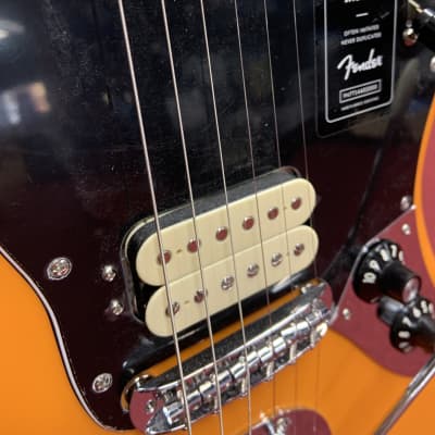 Fender Player Jaguar HS with Pau Ferro Fretboard 2018 - Present Capri Orange image 3