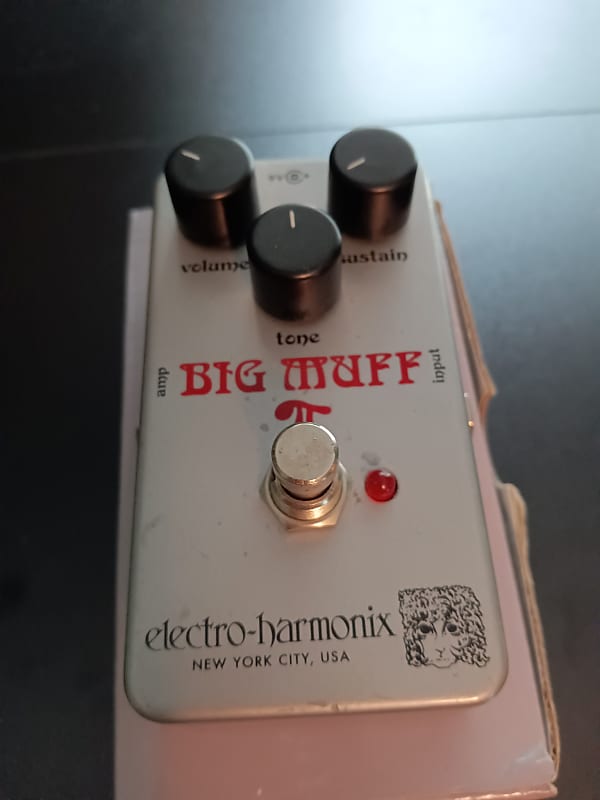 Electro-Harmonix BIG MUFF