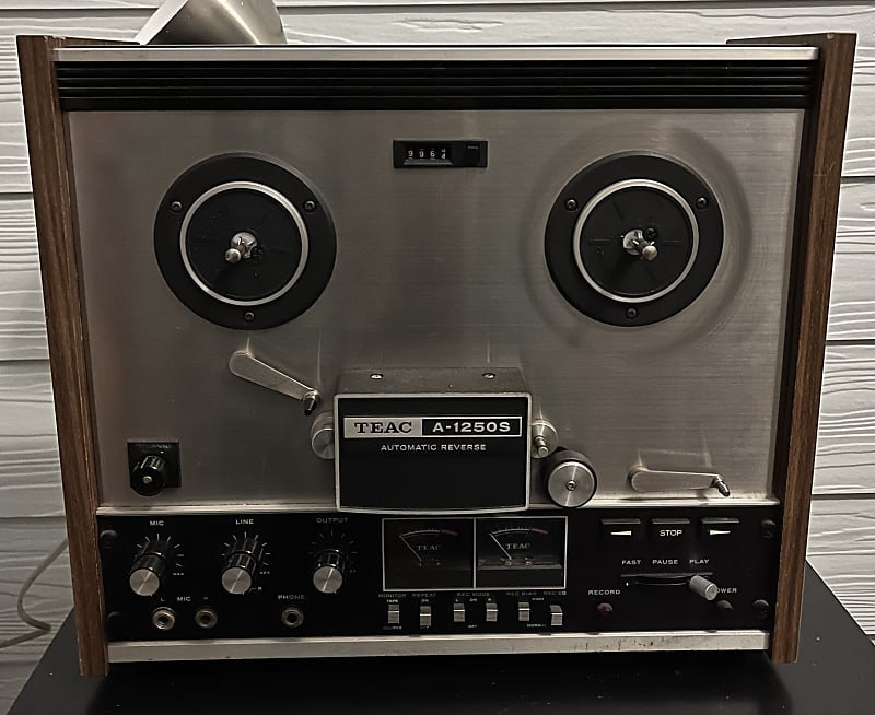 TEAC A-1250S STEREO REEL TO REEL TAPE DECK