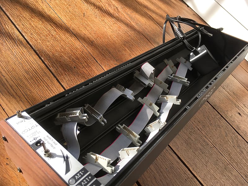 再再販！ Moog 104 HP Eurorack Case Tiptop Audio uZeus Power Bundle 鍵盤楽器