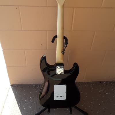 Glarry GST left handed guitar with upgrades 2022 - Sunburst image 2