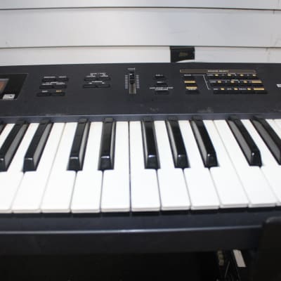 Korg 61-Key Keyboard Music Synthesizer N5 image 4