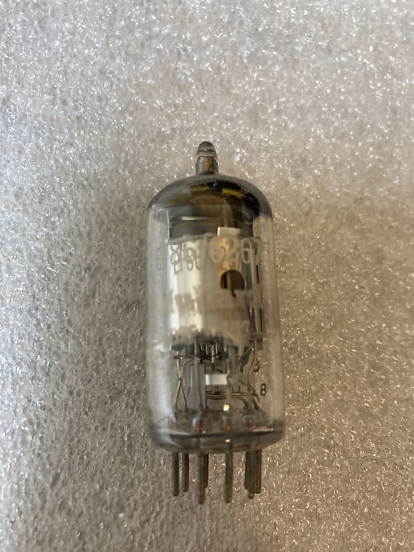 Mullard EF86 6267 Great Britain image 1