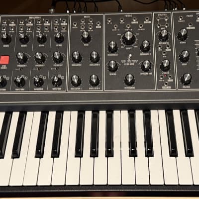 Moog Matriarch Dark 49-Key Semi-Modular Analog Synthesizer 2020 - Present - Black / Black Panel