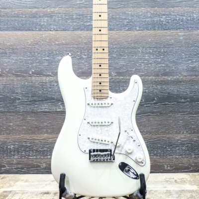 Fender American Standard Stratocaster 2008 - 2016 | Reverb