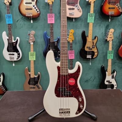 Squier Classic Vibe 60S PRECISION BASS Laurel Fingerboard, Olympic White image 6