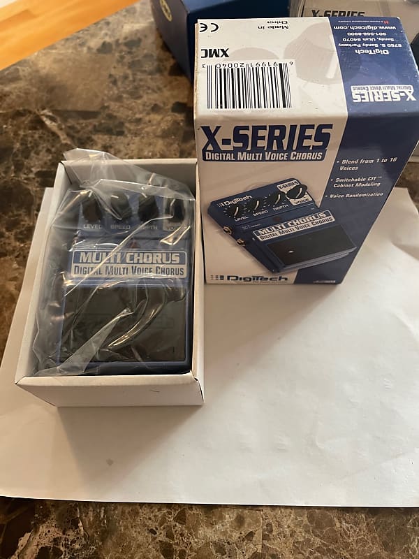 Digitech X Series Multi Voice Chorus 2010's Blue & White Reverb