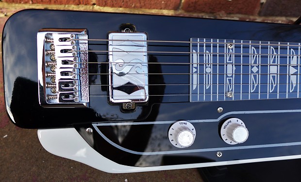 Supro 1466BW Jet Airliner Lapsteel w Gig Bag 2017 Black
