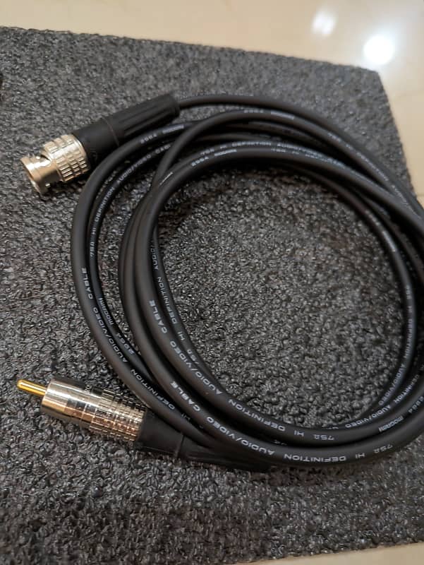 Mogami 2964 Digital Coaxial Cable 75 Ohm S/PDIF BNC 8 foot Reverb