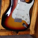 Fender Custom Shop Anniv. 64 Stratocaster 2013 sunburst