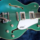 Gretsch G5622T Electromatic Center Block with Bigsby, Georgia Green