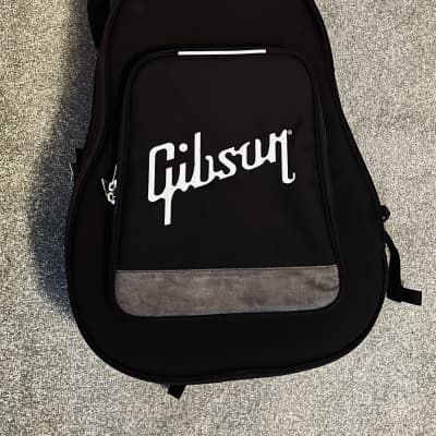 Gibson Premium Gig Bag Dreadnought Square and Round Shoulder image 1