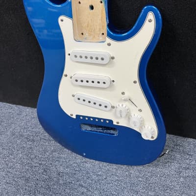 Unbranded  Mini Stratocaster Strat body  - Blue - Project parts image 3
