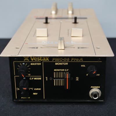 Vestax PMC-06 Pro A Slim Professional Mixtick DJ Mixer Mixing