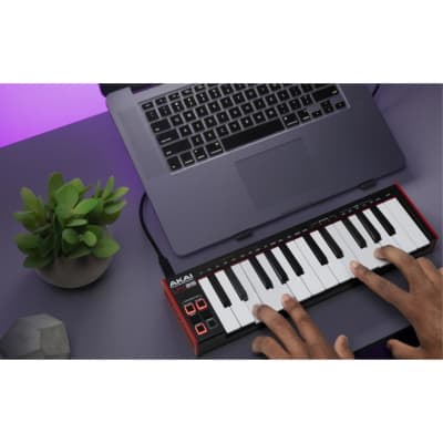 Akai Professional LPK25MK2 25 Key Compact Laptop Performance Keyboard image 5