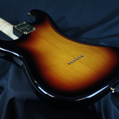 Fender Custom Shop Robert Cray Signature Stratocaster Sunburst image 14