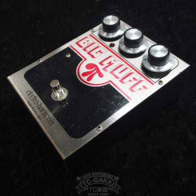 Noel Pi Blanc Fuzz — Boutique Tweaked Big Muff from Japan