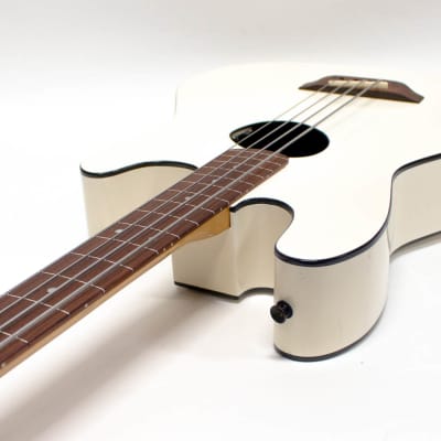Kramer Ferrington Acoustic Fretless Electric Bass Guitar with Gigbag - White image 7