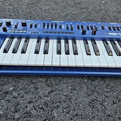 Behringer MS-1 / MS-101 Analog Synthesizer 2019 - Present - Blue