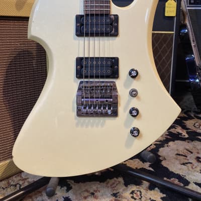 B.C. Rich NJ Series Mockingbird with Kahler Flyer MIJ 1984