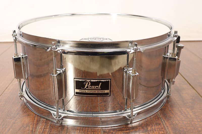 Pearl Forum Series 6.5x14" Chrome Steel Shell Snare Drum image 1