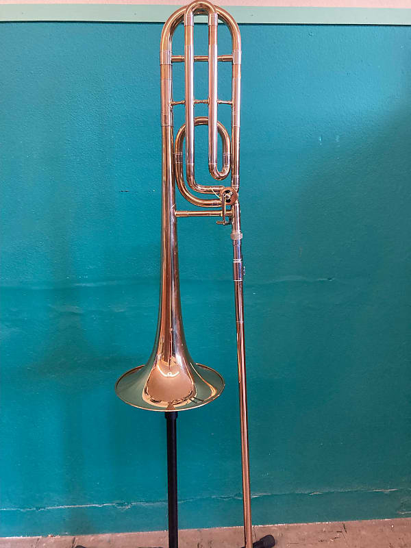 Blessing B88 Large Bore Trombone with F Attachment Reverb