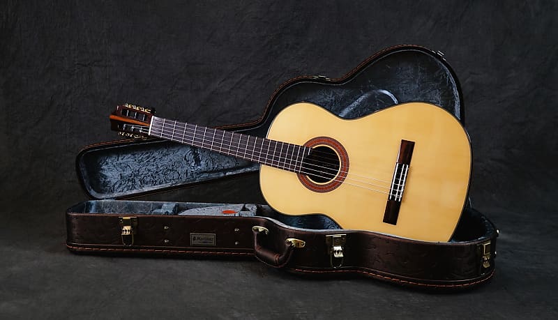Martinez MC 118S Cedar/Mahogany Classical Guitar. image 1