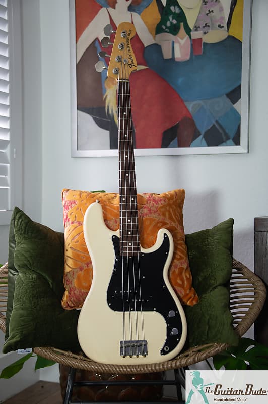 Fender Classic Series '70s Precision Bass | Reverb