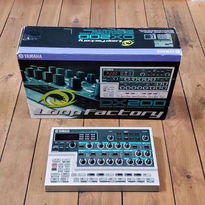 Yamaha DX-200 with ORIGINAL BOX