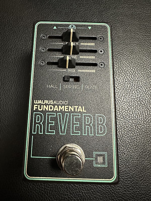 Walrus Audio Fundamental Reverb