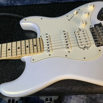 OPEN BOX ! 2023 Fender Juanes Stratocaster - Luna White - Authorized Dealer - In-Stock! 8.3 lbs - SAVE! image 7