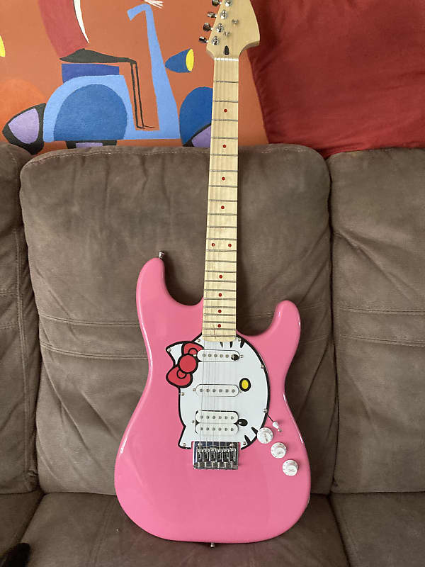 Strat Hello Kitty Strat SSH 2021 pink 2022 Pink | Reverb