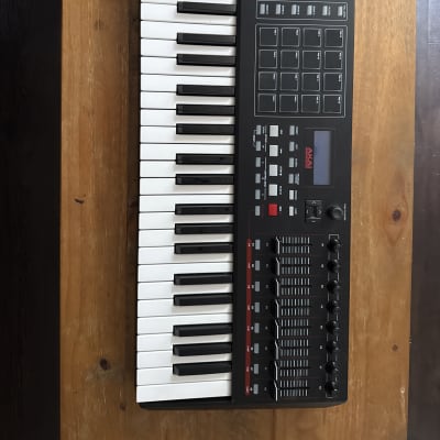 Akai MPK249 2014 - Present - Black