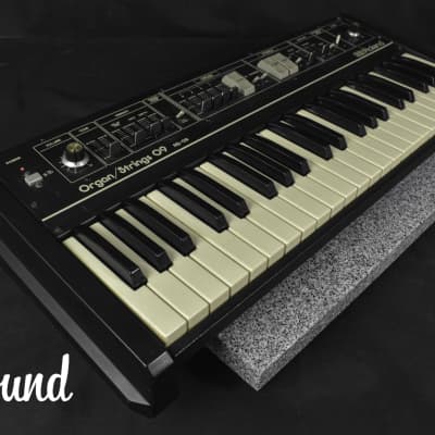 Roland Organ/Strings RS-09 Analog synthesizer in Very Good conditons.